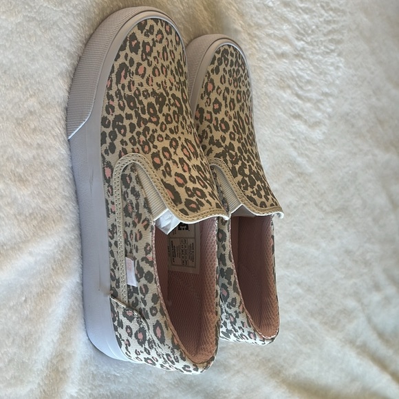 NWT DC SHOES TRASE WOMEN’S SNEAKER NEW CHEETAH GRAY/WHITE/PINK 7 - Picture 8 of 9